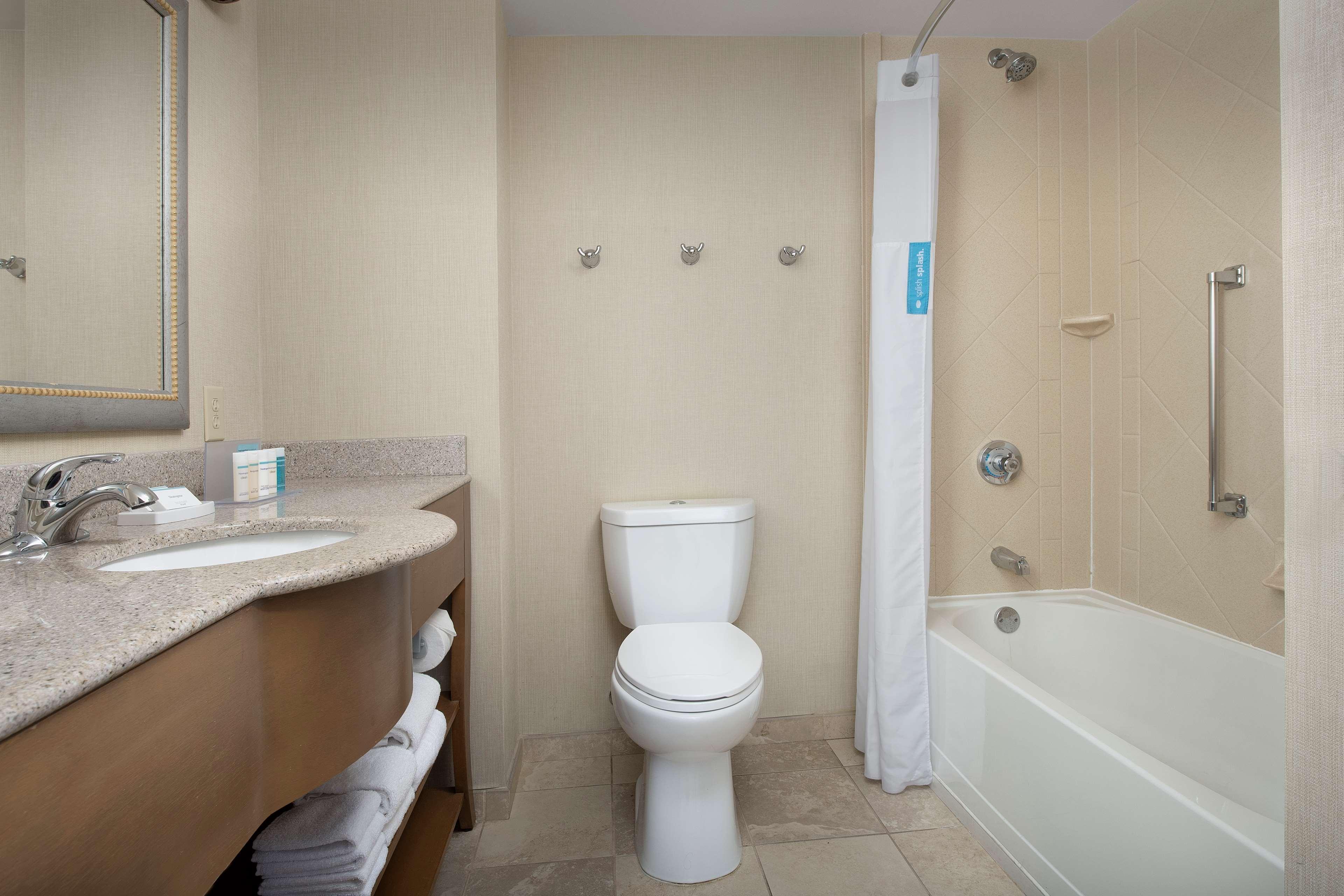 Hampton Inn Birmingham I-65/Lakeshore Drive Exteriör bild