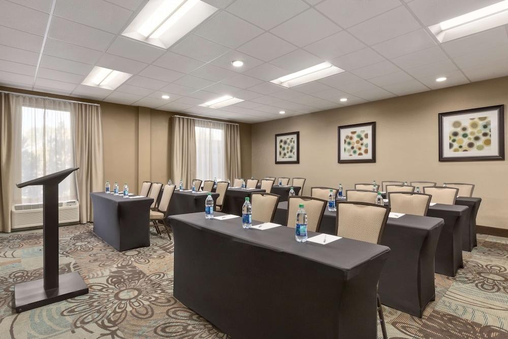 Hampton Inn Birmingham I-65/Lakeshore Drive Exteriör bild