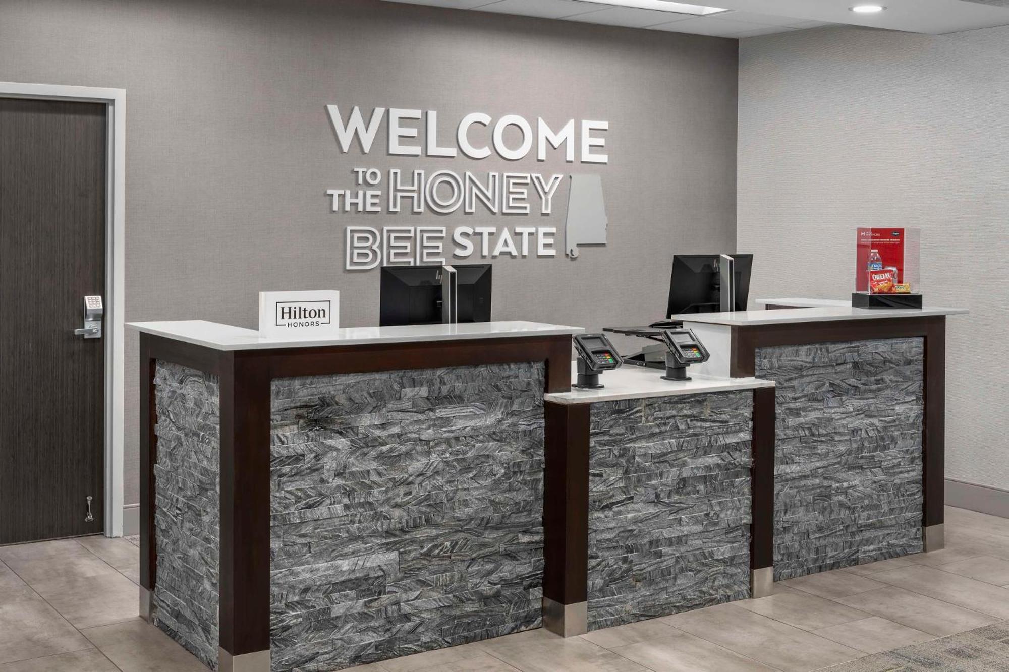Hampton Inn Birmingham I-65/Lakeshore Drive Exteriör bild