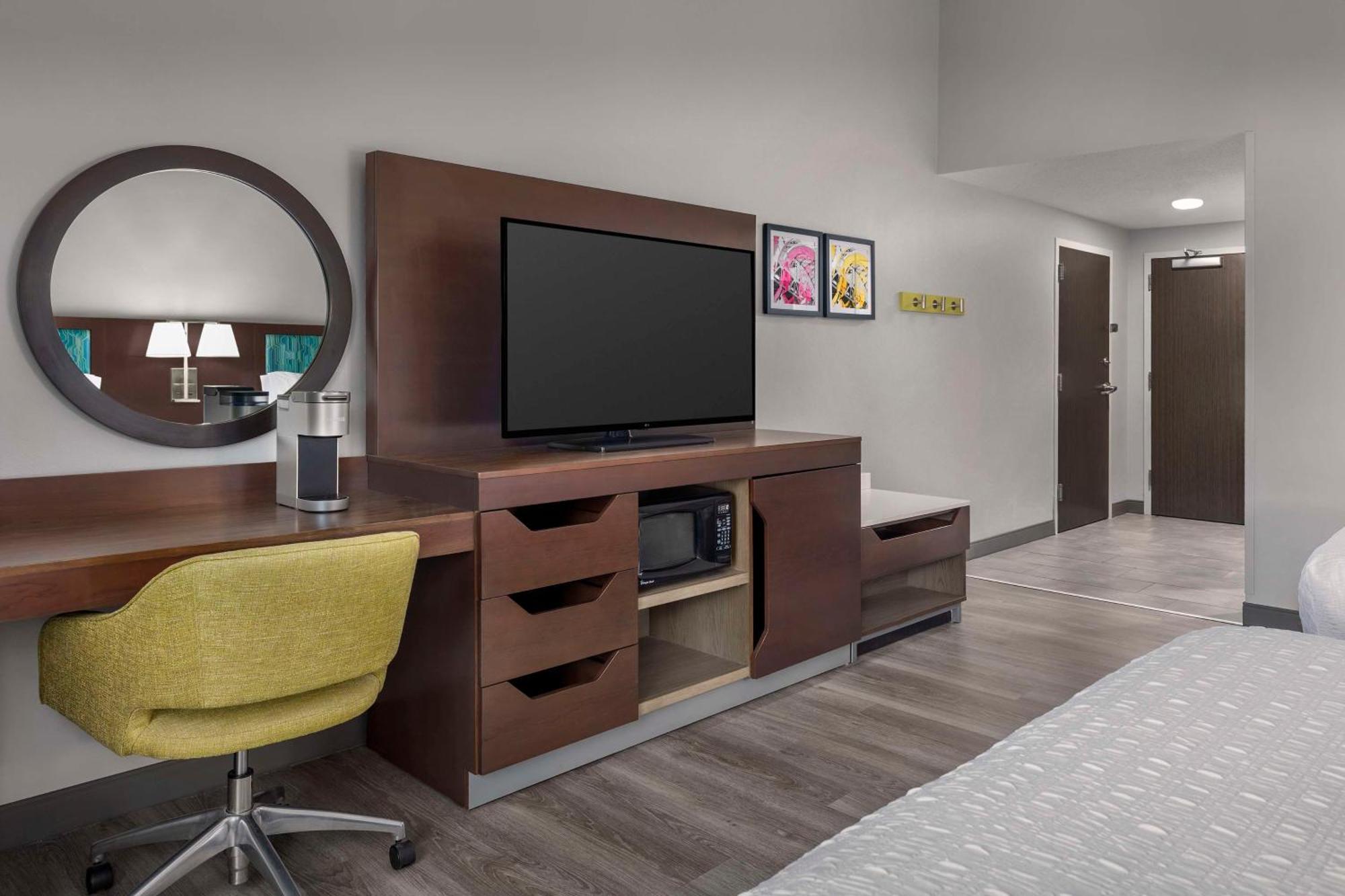 Hampton Inn Birmingham I-65/Lakeshore Drive Exteriör bild